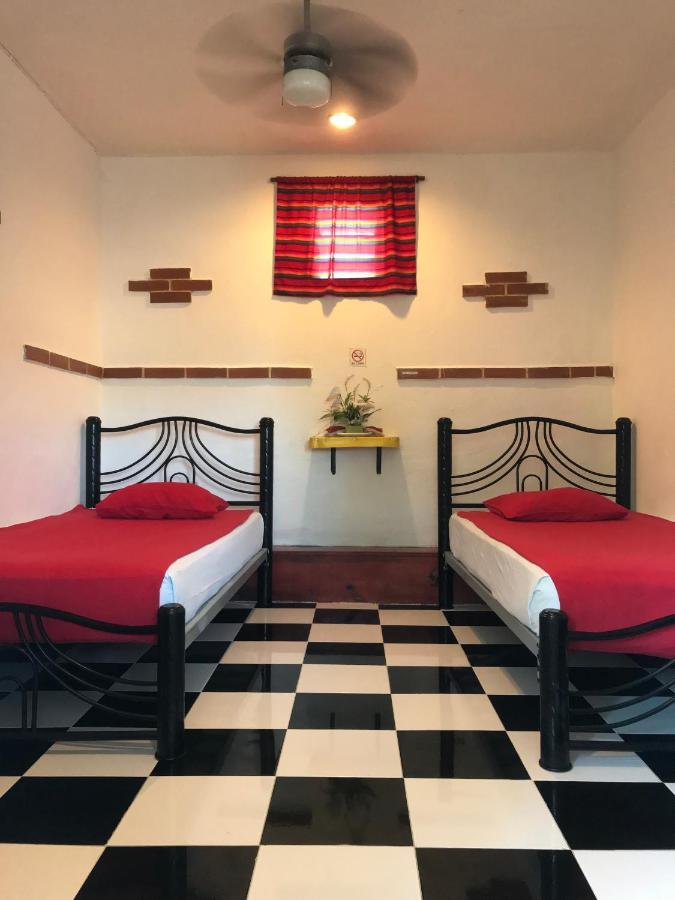 Hotel Colorado Playa del Carmen Bagian luar foto